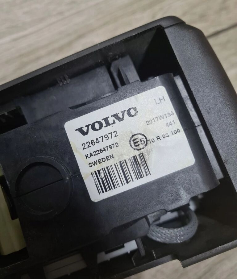 VOLVO JOYSTICK ZMIANY BIEGÓW GAŁKA LEWAREK VOLVO FH 4 FM 4 FH 16 EURO 6 22647972 - Cần số cho Xe tải: hình 3 VOLVO JOYSTICK ZMIANY BIEGÓW GAŁKA LEWAREK VOLVO FH 4 FM 4 FH 16 EURO 6 22647972 - Cần số cho Xe tải: hình 3