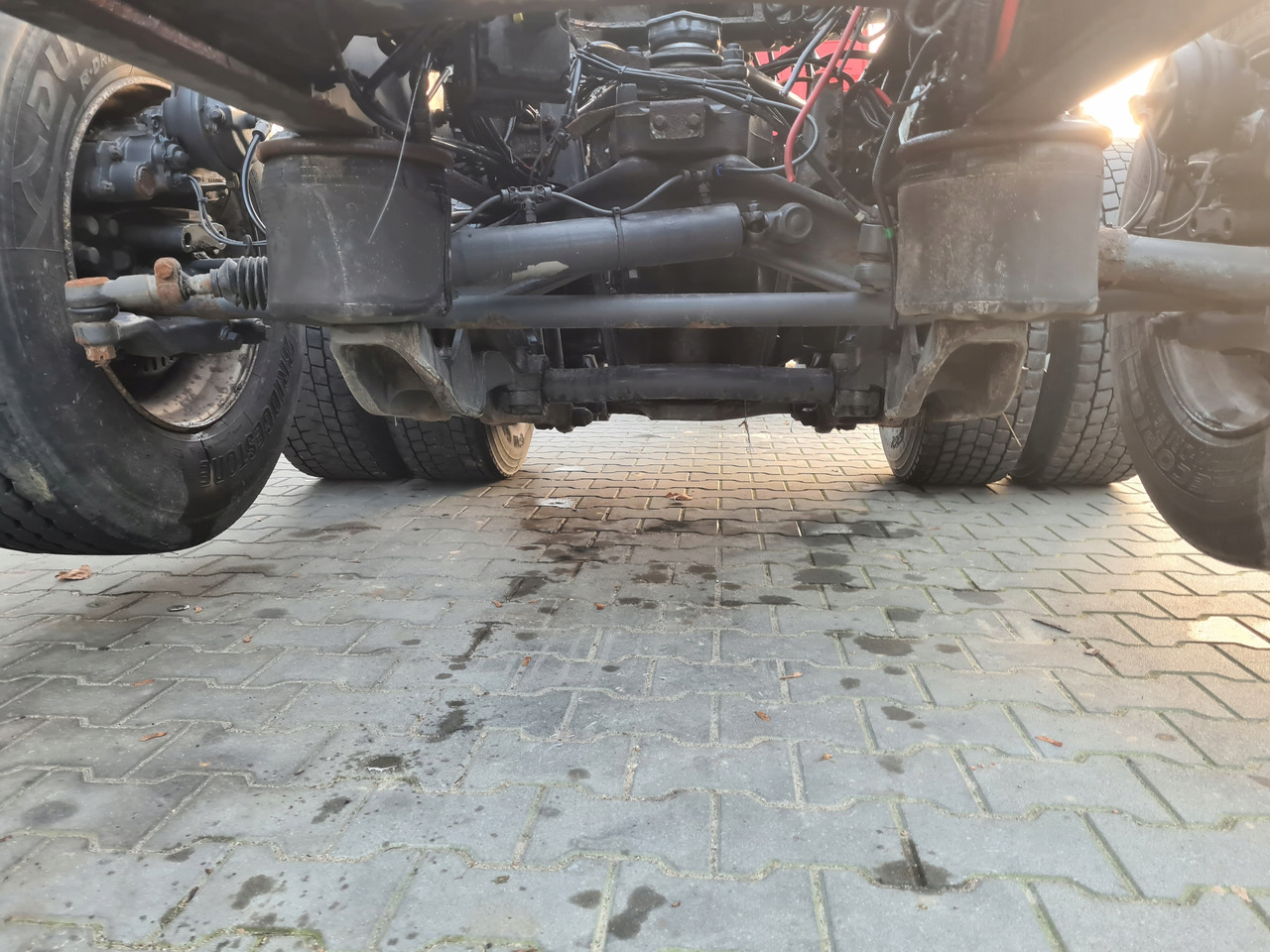 VOLVO WÓZEK DOLLY MOST PIASTY OŚ PODNOSZONA SKRĘTNA RAMA DO NACZEPY PRZYCZEPY 6x2 - Trục và các bộ phận cho Xe tải: hình 4 VOLVO WÓZEK DOLLY MOST PIASTY OŚ PODNOSZONA SKRĘTNA RAMA DO NACZEPY PRZYCZEPY 6x2 - Trục và các bộ phận cho Xe tải: hình 4