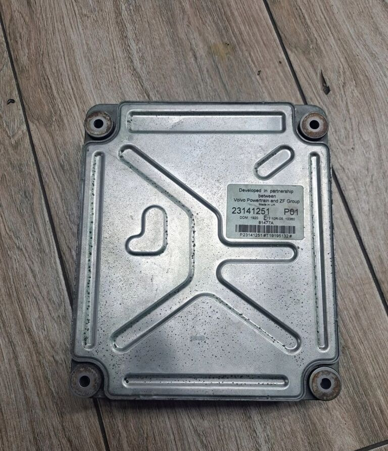 Volvo KASETA KOMPUTER SILNIKA D13K FH 4 FM 4 FH 23141251 Renault TRW - ECU cho Xe tải: hình 2 Volvo KASETA KOMPUTER SILNIKA D13K FH 4 FM 4 FH 23141251 Renault TRW - ECU cho Xe tải: hình 2