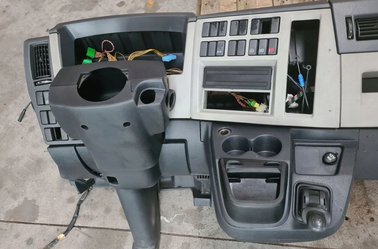 Bảng điều khiển cho Xe tải Volvo KONSOLA PRZEKŁADKA ANGLIKA FL EURO 5   Volvo ANGLIKA VOLVO FL EURO 5: hình 7