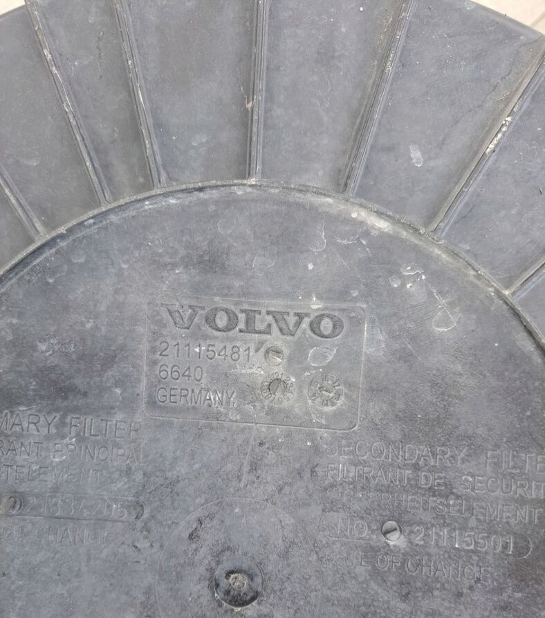 Volvo OBUDOWA FILTRA POWIETRZA VOLVO FH FM 4 13 LIFT - Bộ lọc gió cho Xe tải: hình 3 Volvo OBUDOWA FILTRA POWIETRZA VOLVO FH FM 4 13 LIFT - Bộ lọc gió cho Xe tải: hình 3