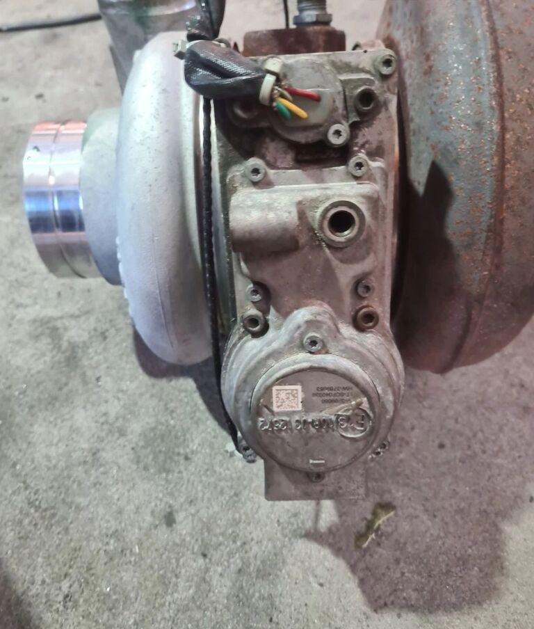 Volvo TURBINA TURBOSPRĘŻARKA FH 16 D16K 750 EURO 6 3789660 HW-3789663 Volvo VOLVO FH 16 D16K 750 EURO 6 3789660 HW-3789663 - Bộ tăng áp cho Xe tải: hình 3 Volvo TURBINA TURBOSPRĘŻARKA FH 16 D16K 750 EURO 6 3789660 HW-3789663 Volvo VOLVO FH 16 D16K 750 EURO 6 3789660 HW-3789663 - Bộ tăng áp cho Xe tải: hình 3
