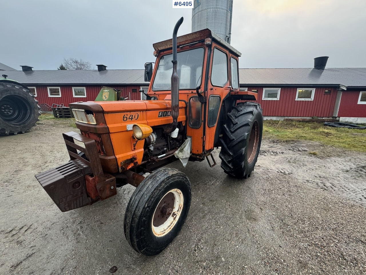 1975 Fiat 640 tractor with/twin wheels and triangle. WATCH THE VIDEO! - Máy cày: hình 1 1975 Fiat 640 tractor with/twin wheels and triangle. WATCH THE VIDEO! - Máy cày: hình 1