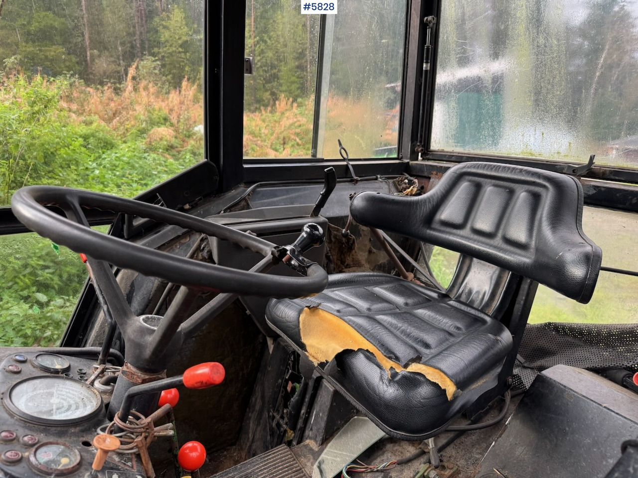 Máy cày 1978 John Deere 1630 w/ front loader.: hình 15 Máy cày 1978 John Deere 1630 w/ front loader.: hình 15