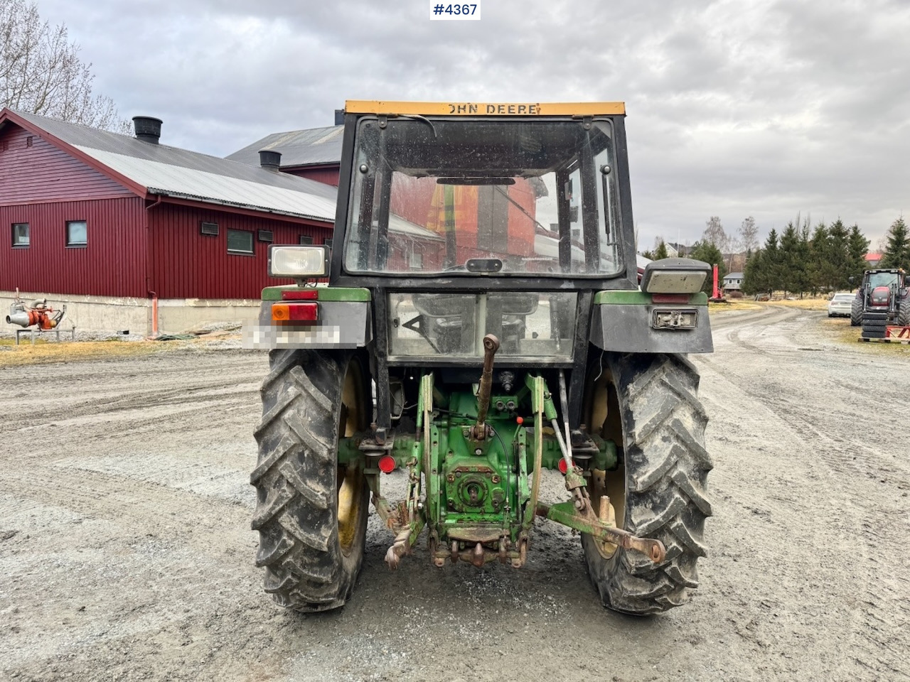 1982 John Deere 1140 4x2 Tractor w/ Twin Wheels and Chains. - Máy cày: hình 5 1982 John Deere 1140 4x2 Tractor w/ Twin Wheels and Chains. - Máy cày: hình 5