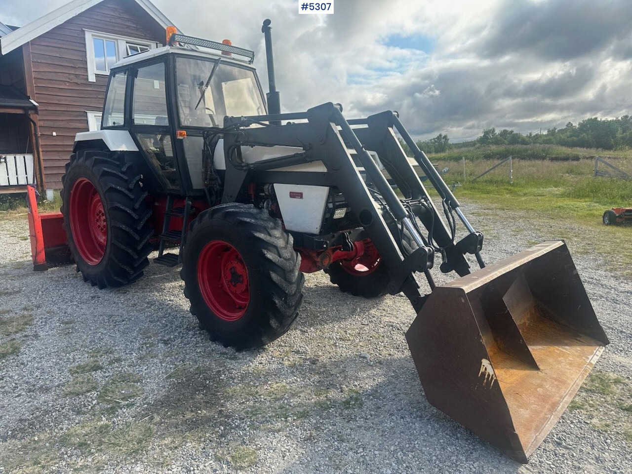 1983 David Brown Case 1690 4x4 w/ front loader, bucket and snow blower. Engine overhauled. WATCH VIDEO. - Máy cày: hình 3 1983 David Brown Case 1690 4x4 w/ front loader, bucket and snow blower. Engine overhauled. WATCH VIDEO. - Máy cày: hình 3