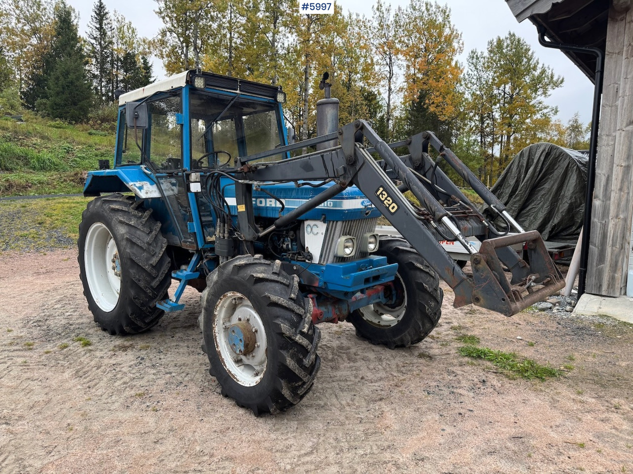 1983 Ford 5610 with Front Loader - Máy cày: hình 2 1983 Ford 5610 with Front Loader - Máy cày: hình 2
