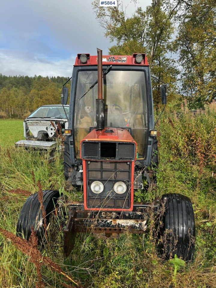 1985 Case 685 XL. Repair object. - Máy cày: hình 5 1985 Case 685 XL. Repair object. - Máy cày: hình 5