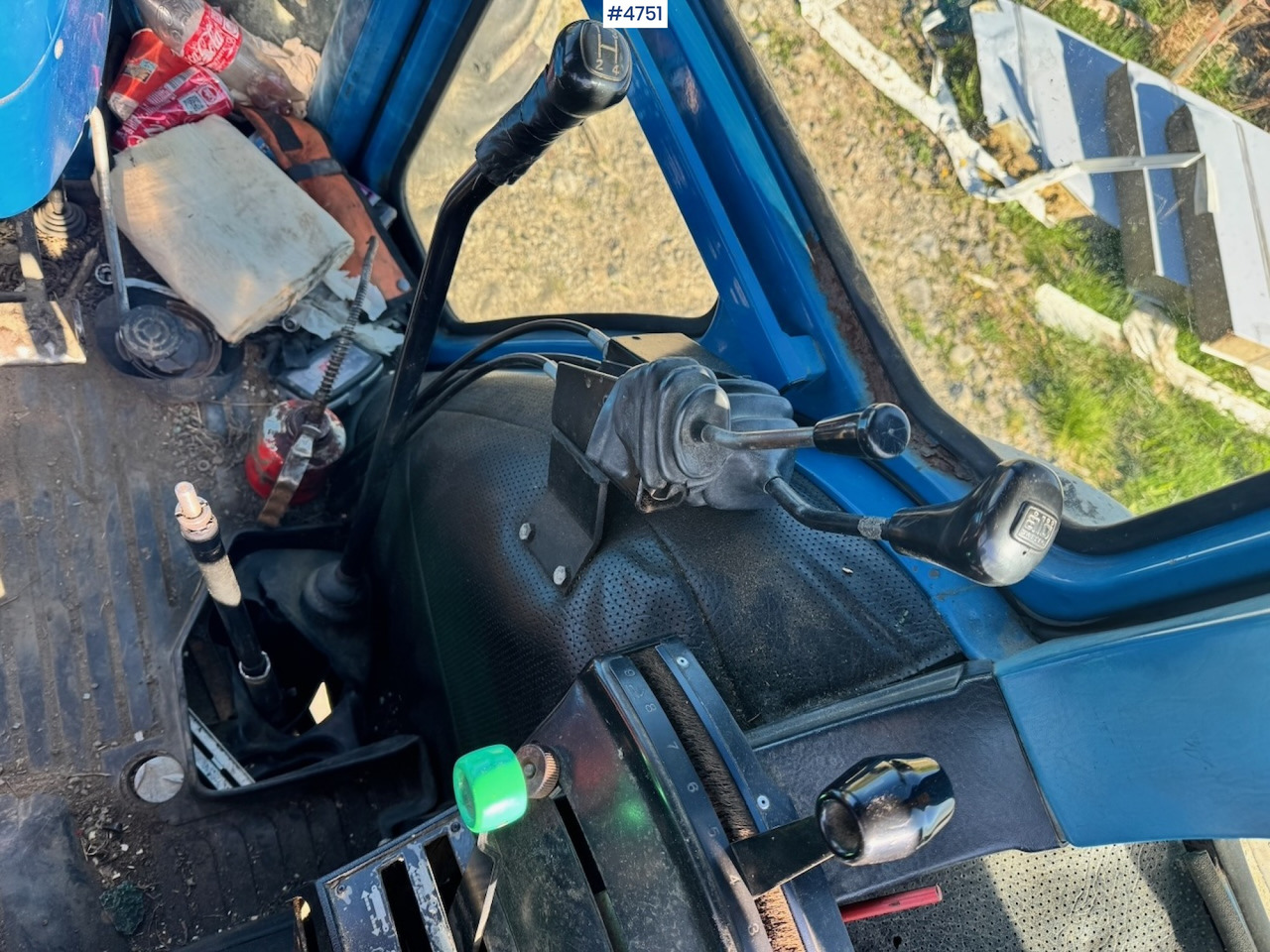 Máy cày 1987 Ford 6610 4x4 w/ Front loader.: hình 18