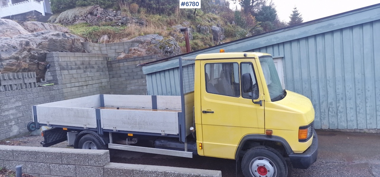 1994 Mercedes Vario 611D - Xe tải thùng lửng/ Phẳng: hình 3 1994 Mercedes Vario 611D - Xe tải thùng lửng/ Phẳng: hình 3