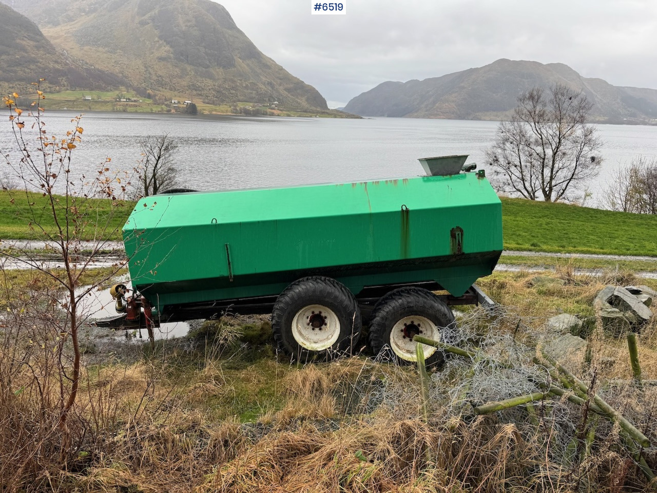 1997 Moi Guffen 15,000 liters w/ cannon. - Máy rải phân dạng lỏng: hình 1 1997 Moi Guffen 15,000 liters w/ cannon. - Máy rải phân dạng lỏng: hình 1