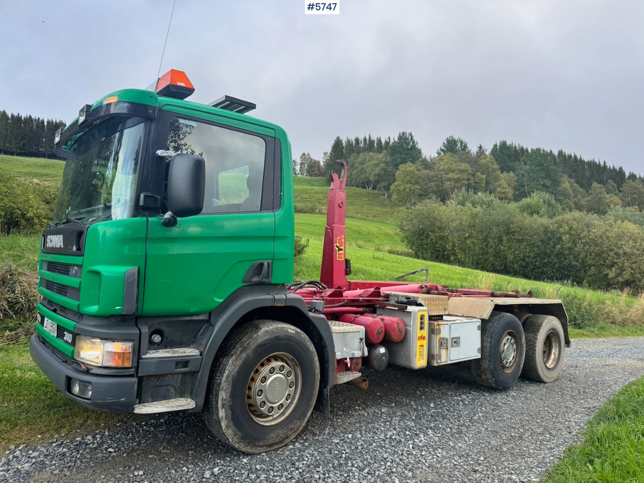 1998 Scania 94D 310 Hook‑truck - Xe tải nâng móc: hình 3 1998 Scania 94D 310 Hook‑truck - Xe tải nâng móc: hình 3