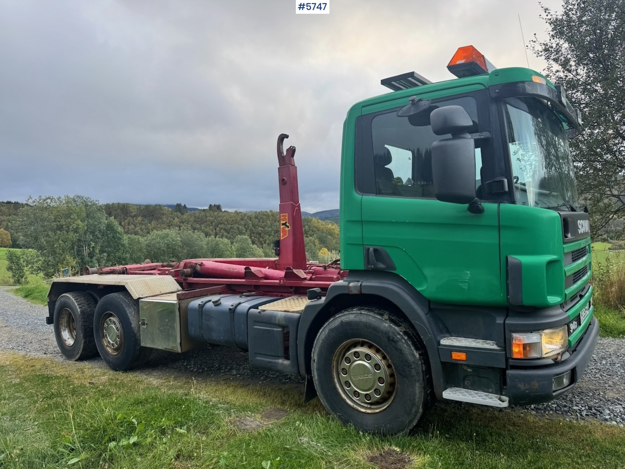 1998 Scania 94D 310 Hook‑truck - Xe tải nâng móc: hình 5 1998 Scania 94D 310 Hook‑truck - Xe tải nâng móc: hình 5