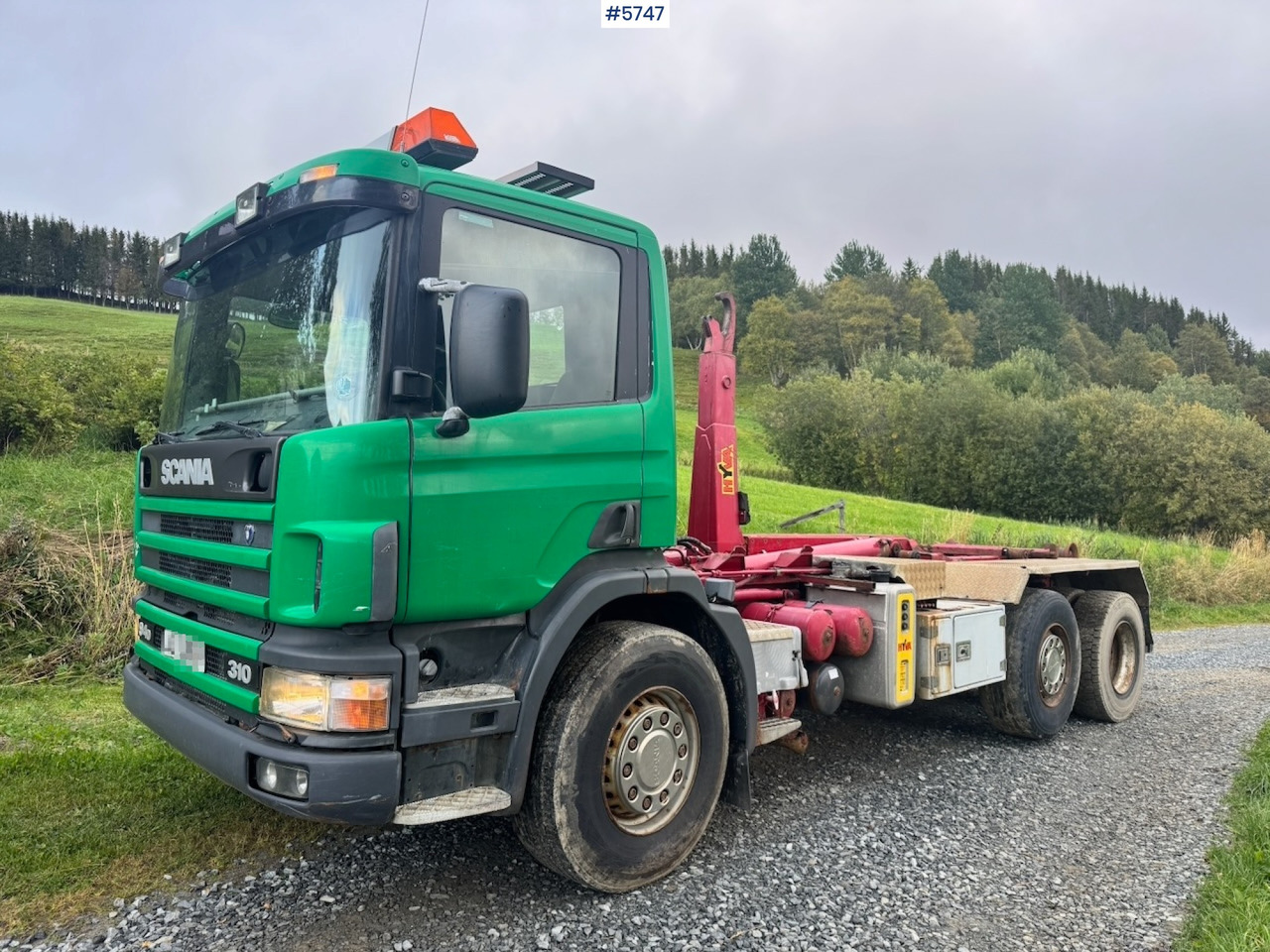 1998 Scania 94D 310 Hook‑truck - Xe tải nâng móc: hình 2 1998 Scania 94D 310 Hook‑truck - Xe tải nâng móc: hình 2