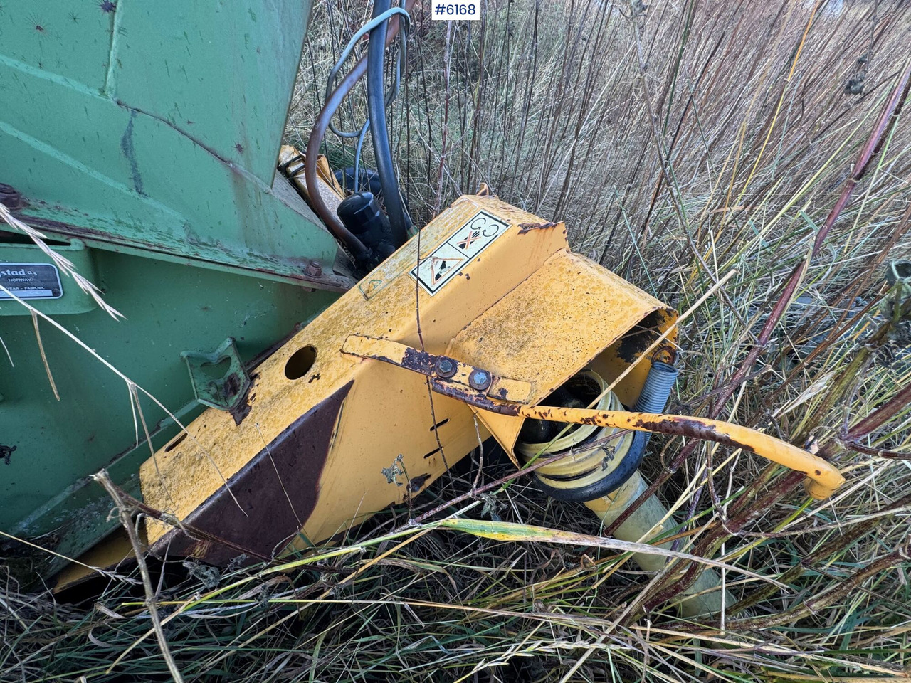 Trang thiết bị dàn trải 1998 Serigstad forage harvester FS134: hình 13 Trang thiết bị dàn trải 1998 Serigstad forage harvester FS134: hình 13