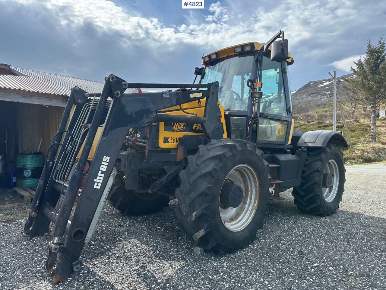 2000 JCB Fastrac 4x4 tractor w/ loader, 2 new tires, gravel bucket or snow bucket. WATCH VIDEO. - Máy cày: hình 1 2000 JCB Fastrac 4x4 tractor w/ loader, 2 new tires, gravel bucket or snow bucket. WATCH VIDEO. - Máy cày: hình 1