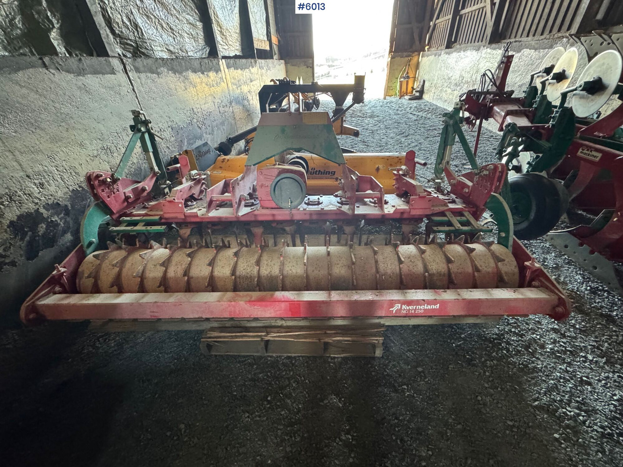 2000 Kverneland NG 14 250 horizontal tiller - Thiết bị xới đất: hình 4 2000 Kverneland NG 14 250 horizontal tiller - Thiết bị xới đất: hình 4