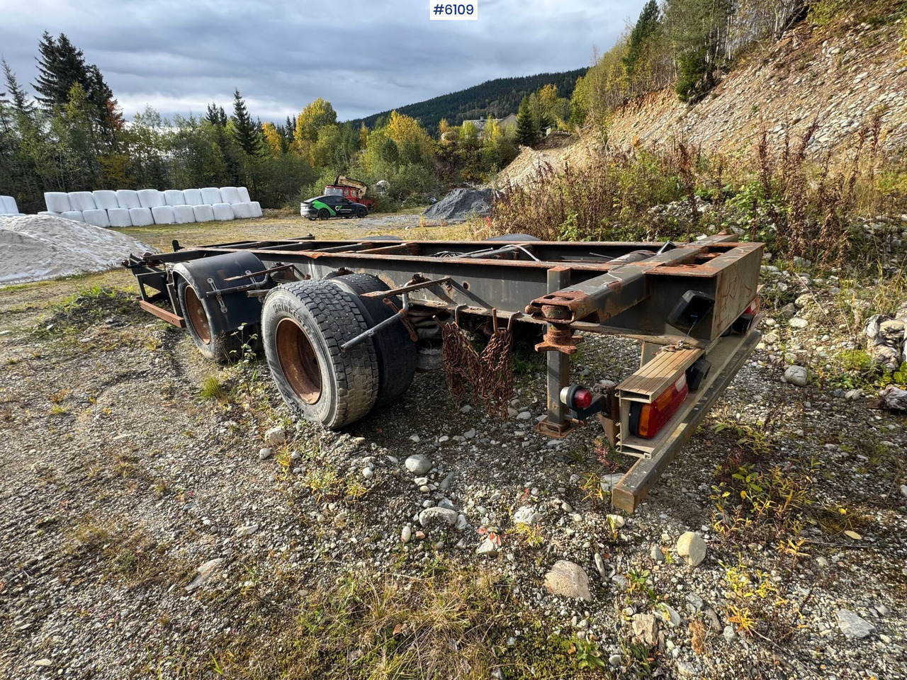 2002 Istrail container trailer. Repair object. - Rơ moóc thùng thấp: hình 5 2002 Istrail container trailer. Repair object. - Rơ moóc thùng thấp: hình 5