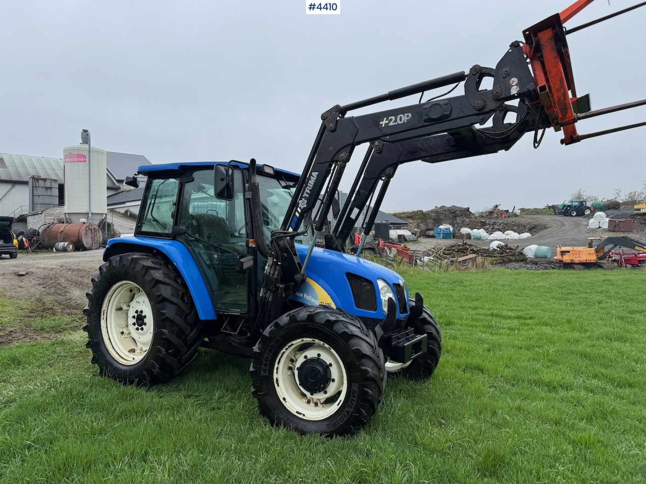 2006 New Holland TL100 A w/Front Loader. - Máy cày: hình 1 2006 New Holland TL100 A w/Front Loader. - Máy cày: hình 1