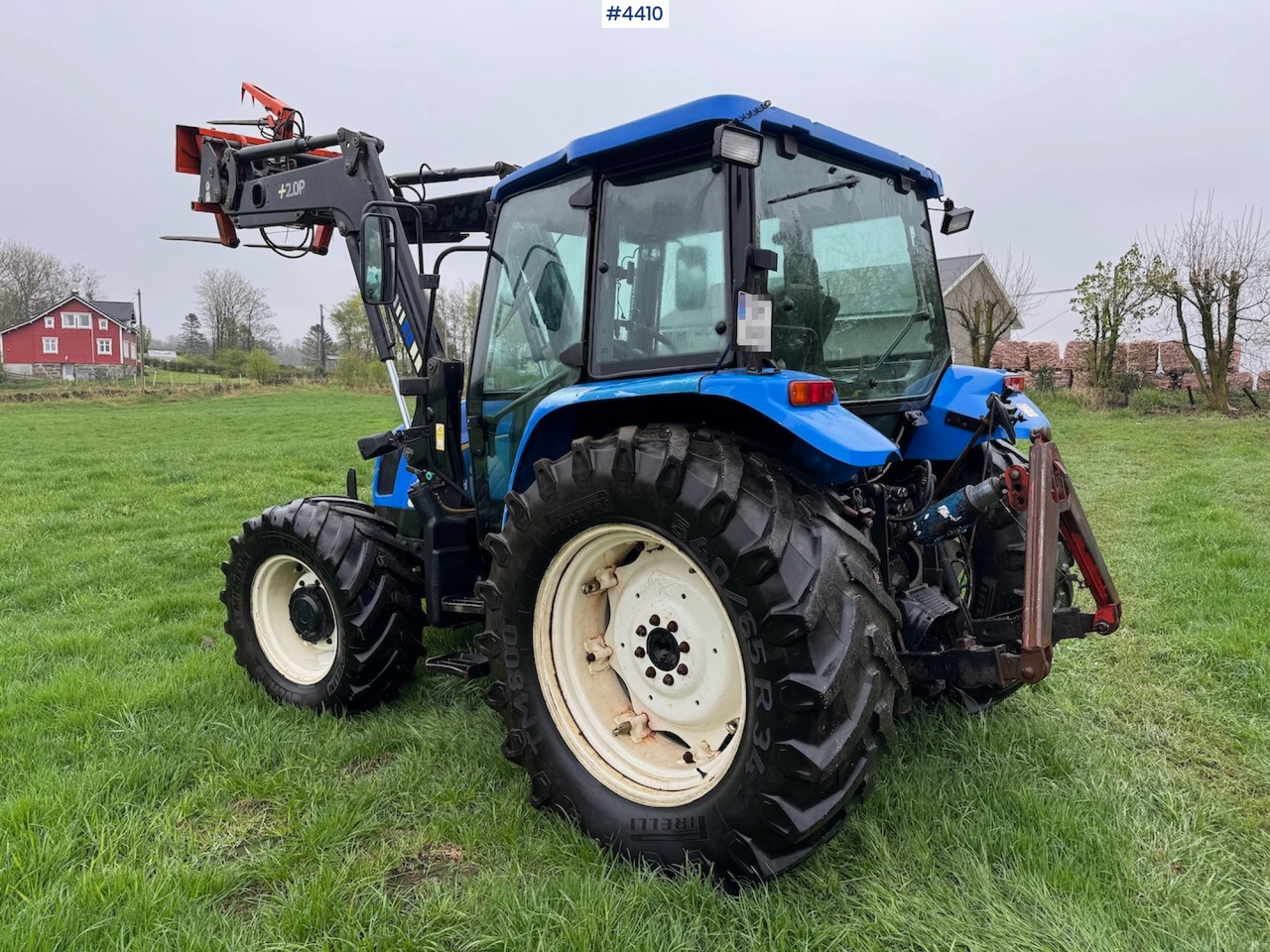 2006 New Holland TL100 A w/Front Loader. - Máy cày: hình 4 2006 New Holland TL100 A w/Front Loader. - Máy cày: hình 4