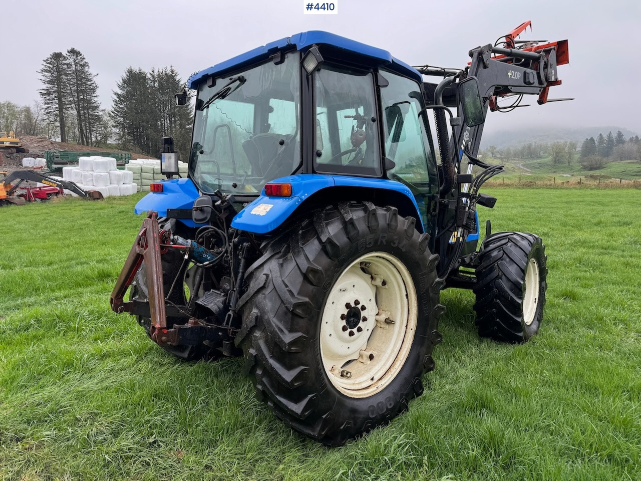 2006 New Holland TL100 A w/Front Loader. - Máy cày: hình 5 2006 New Holland TL100 A w/Front Loader. - Máy cày: hình 5