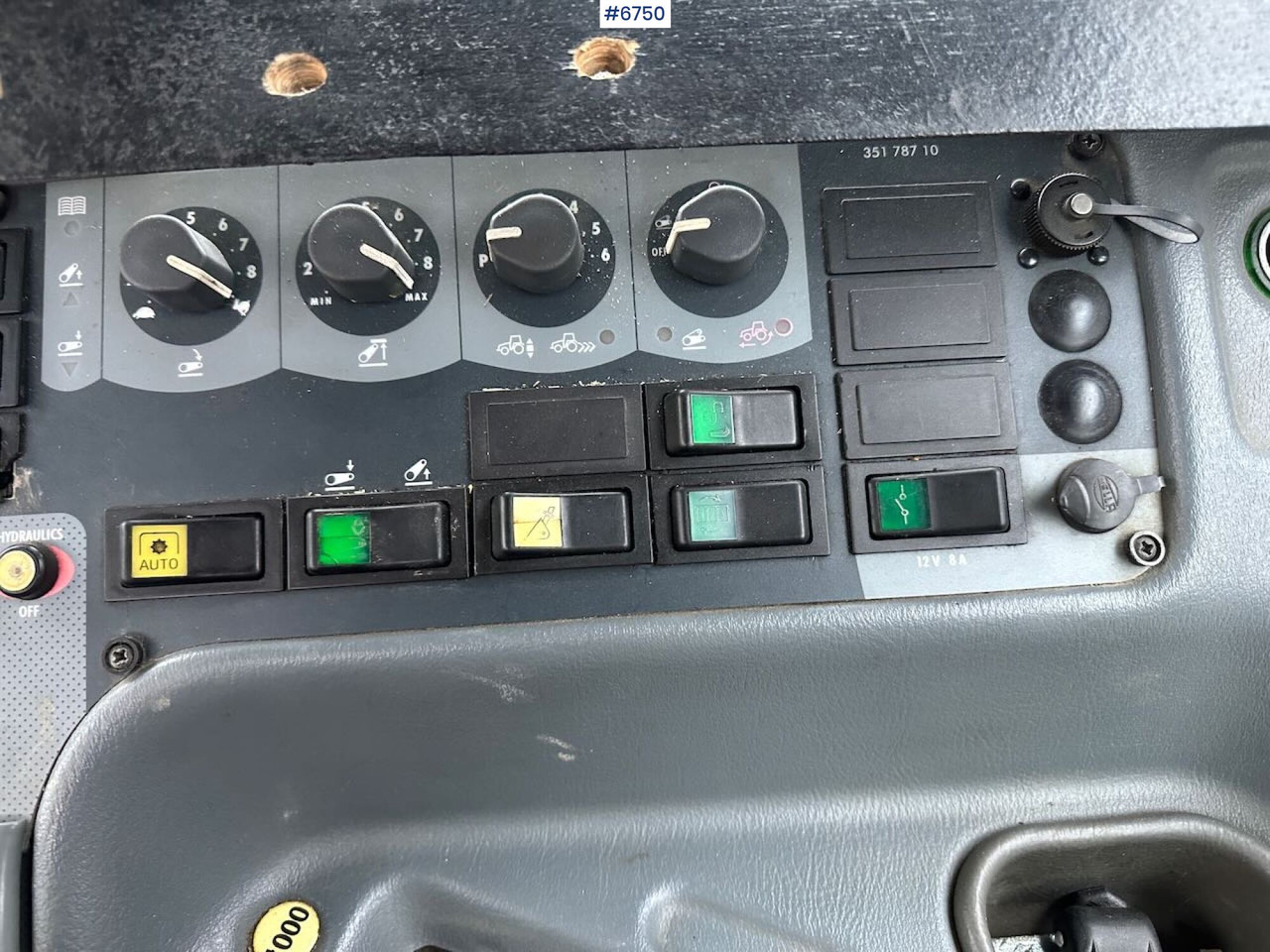 Máy cày 2006 Valtra T190 4x4 w/ Front loader and new gearbox! SEE VIDEO.: hình 15