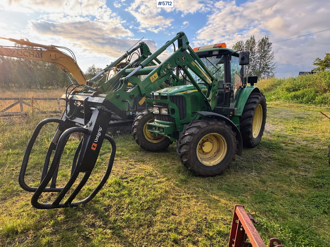 2008 John Deere 6320 SE with front loader and 2 buckets! - Máy cày: hình 1 2008 John Deere 6320 SE with front loader and 2 buckets! - Máy cày: hình 1