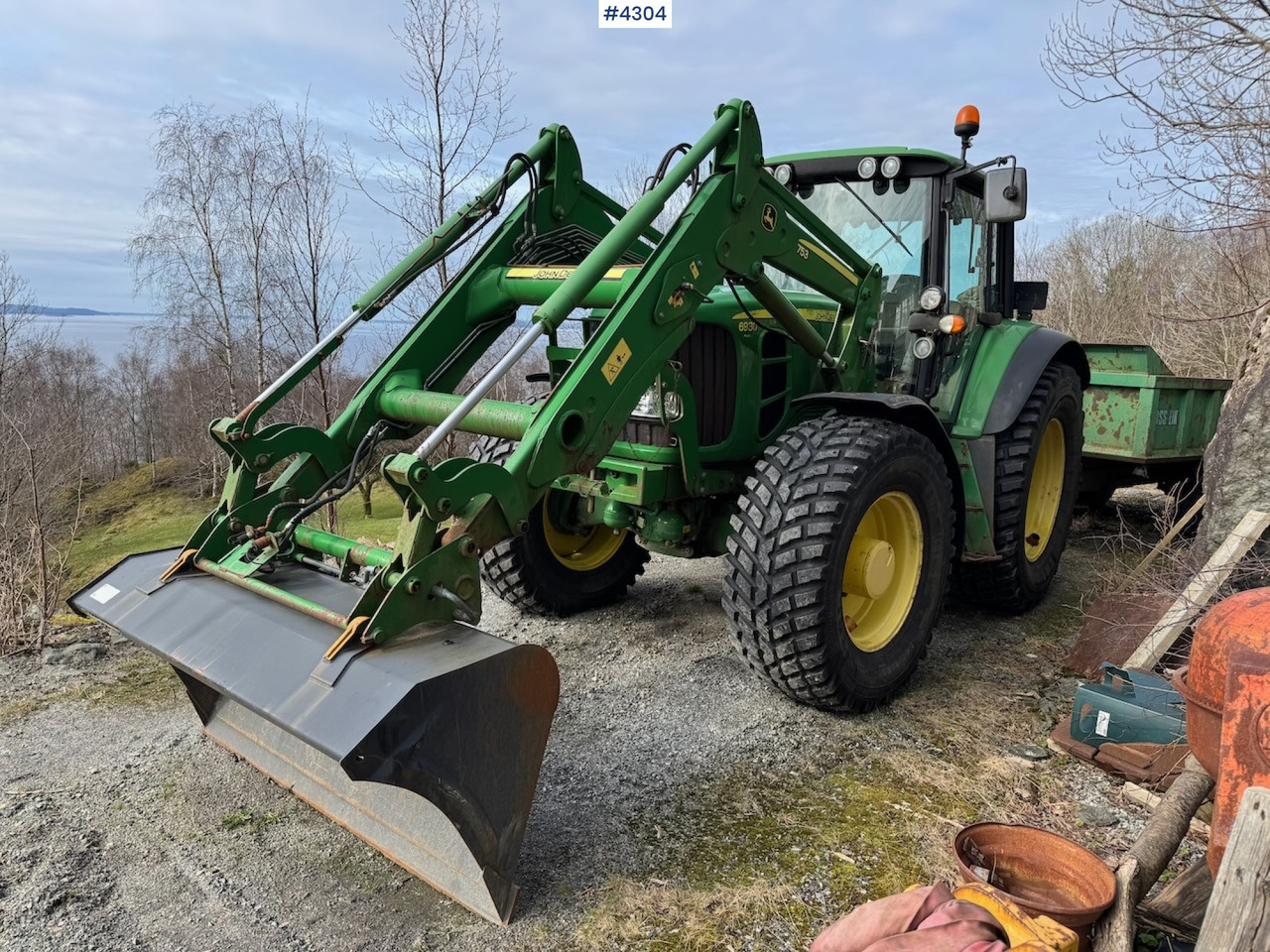 2009 John Deere 6930 Premium w/front loader - Máy cày: hình 1 2009 John Deere 6930 Premium w/front loader - Máy cày: hình 1