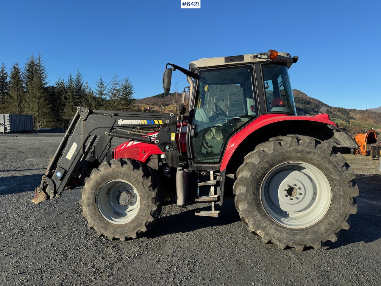 2009 Massey Ferguson 6455 Dyna-6 w/ front loader. - Máy cày: hình 1 2009 Massey Ferguson 6455 Dyna-6 w/ front loader. - Máy cày: hình 1