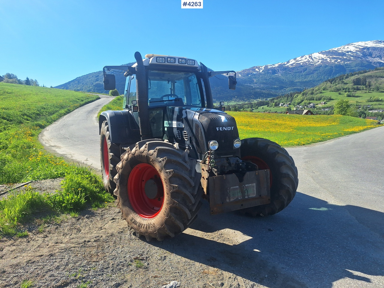 2011 Fent 820 Vario TMS w/ plow plate - Máy cày: hình 1 2011 Fent 820 Vario TMS w/ plow plate - Máy cày: hình 1