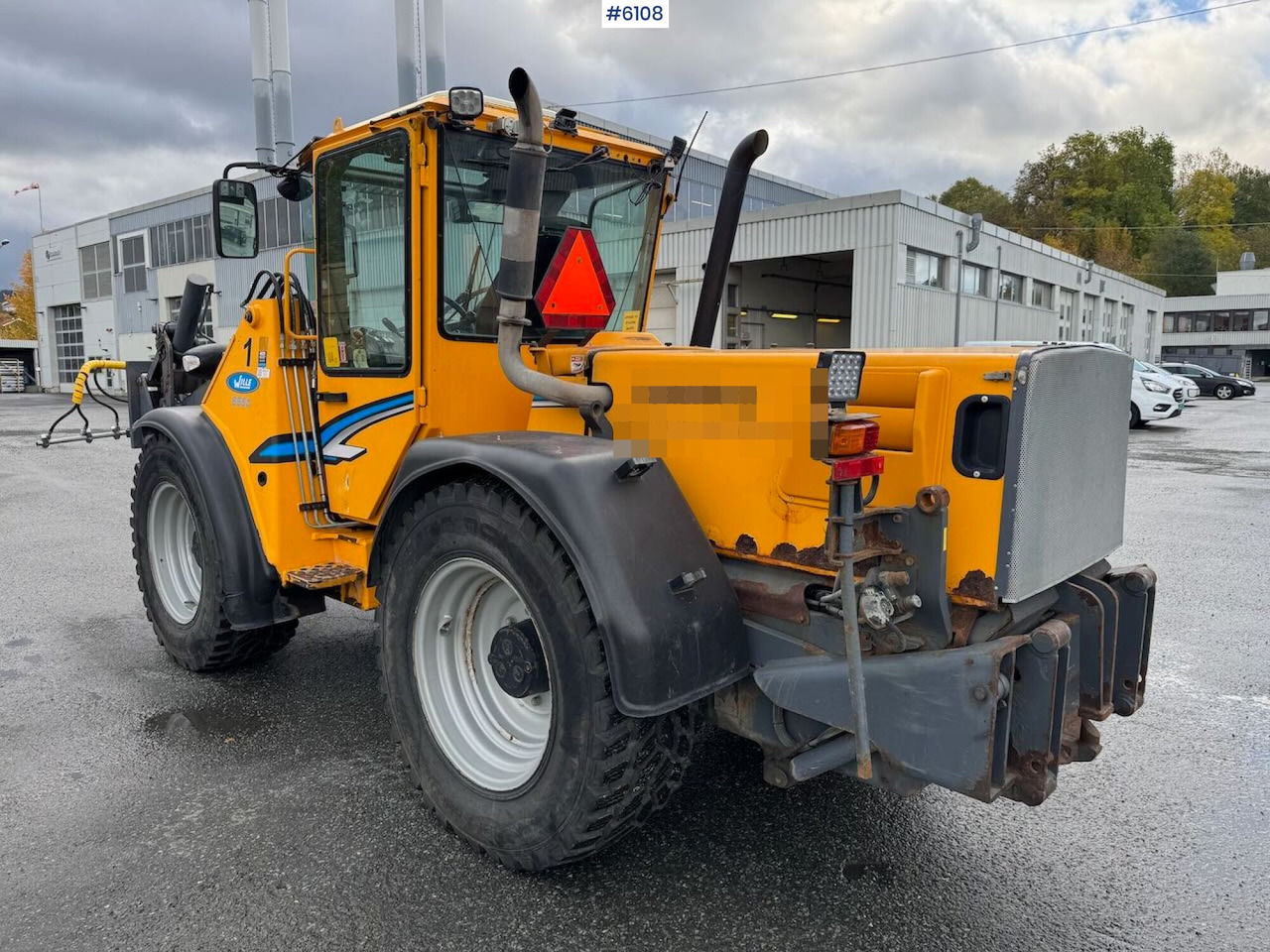 2011 Wille 655C w/ flushing unit, sweeping unit, 2 buckets and pallet fork - Máy xúc lật bánh lốp: hình 3 2011 Wille 655C w/ flushing unit, sweeping unit, 2 buckets and pallet fork - Máy xúc lật bánh lốp: hình 3
