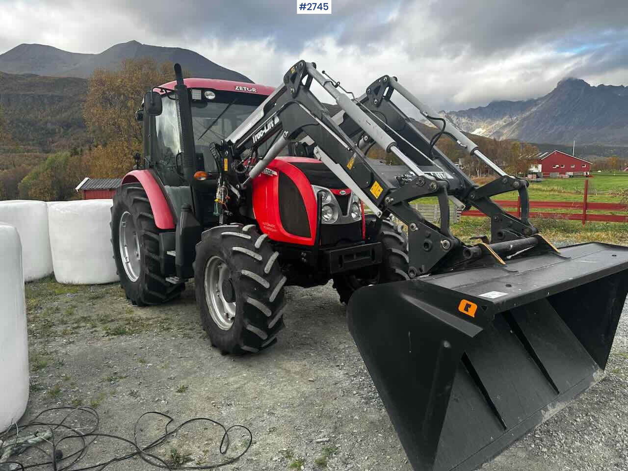 2012 ZETOR PROXIMA POWER 90 w/ Trac-lift Front loader and Bucket - Máy cày: hình 1 2012 ZETOR PROXIMA POWER 90 w/ Trac-lift Front loader and Bucket - Máy cày: hình 1