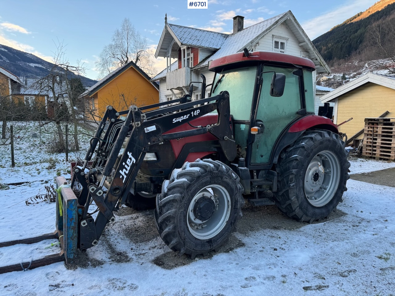 2013 Case IH JX 80 w/ front loader and some equipment. Low hours! - Máy cày: hình 2 2013 Case IH JX 80 w/ front loader and some equipment. Low hours! - Máy cày: hình 2