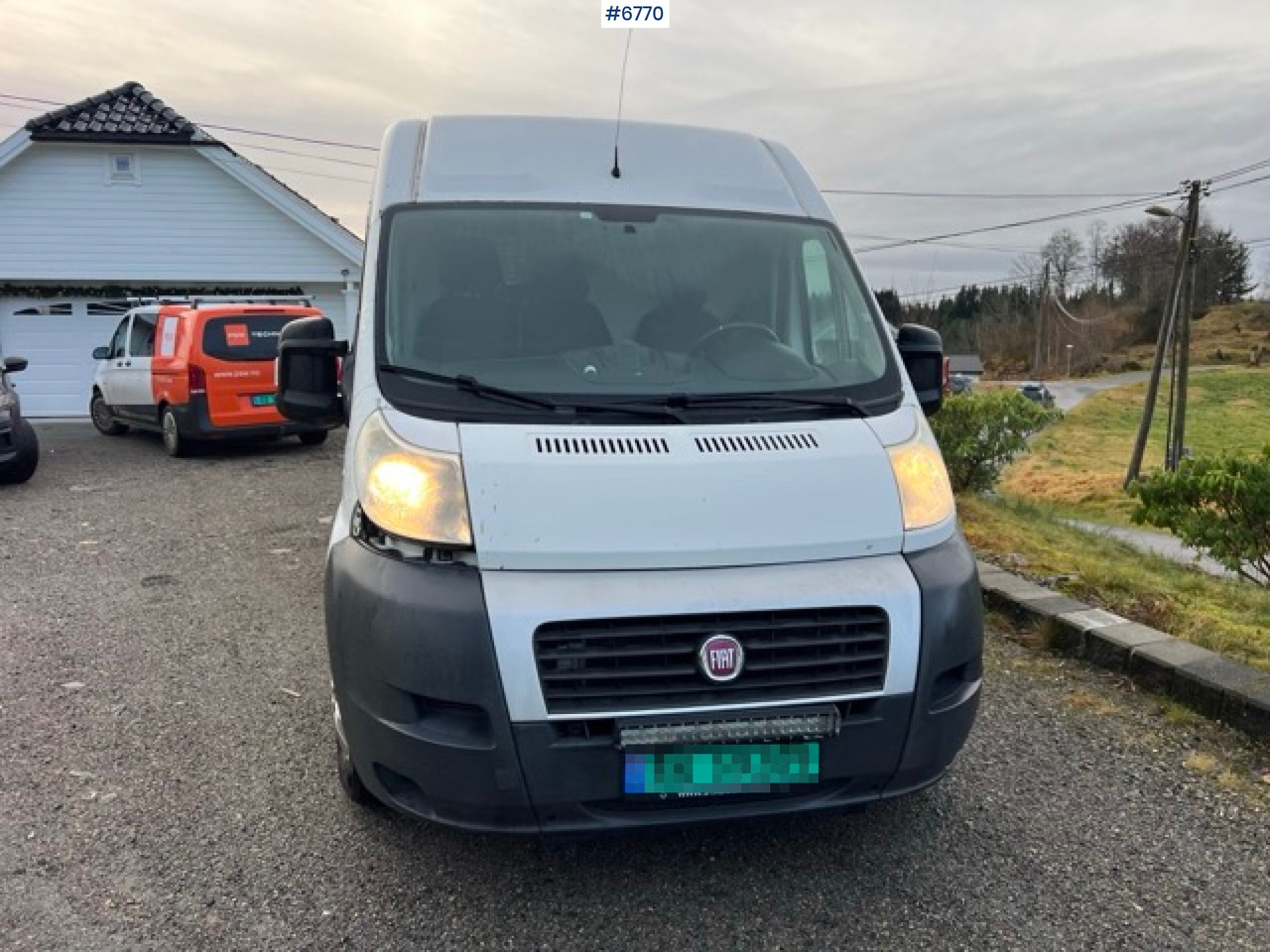 2013 Fiat Ducato 4x2 Van - Xe van chở hàng: hình 3 2013 Fiat Ducato 4x2 Van - Xe van chở hàng: hình 3