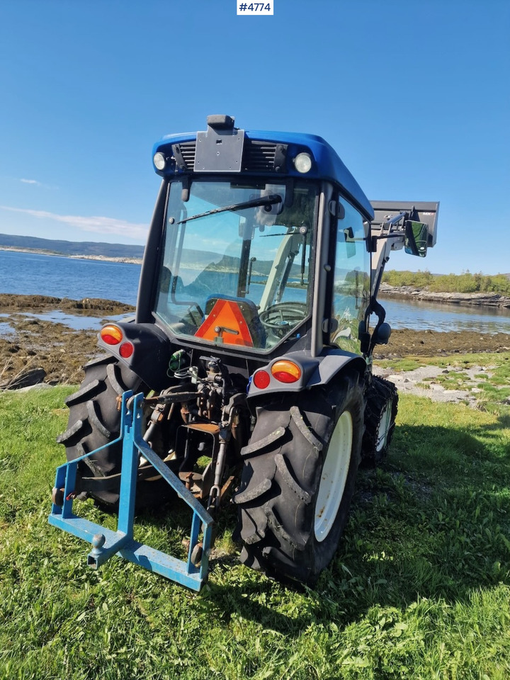 2013 New Holland T3020 w/ front loader, bucket & blade - Máy cày: hình 5 2013 New Holland T3020 w/ front loader, bucket & blade - Máy cày: hình 5