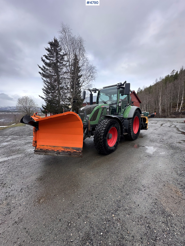 2014 Fendt 514 Vario 4x4 w/ front loader, folding plow, snow blower and sand spreader - Máy cày: hình 1 2014 Fendt 514 Vario 4x4 w/ front loader, folding plow, snow blower and sand spreader - Máy cày: hình 1