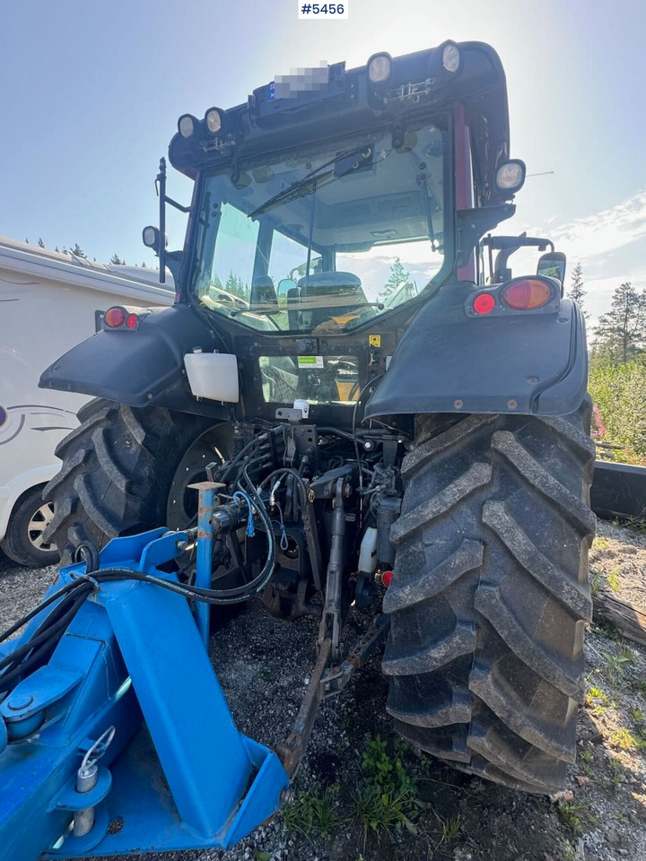 2015 Valtra N123 w/ front loader - Máy cày: hình 4 2015 Valtra N123 w/ front loader - Máy cày: hình 4