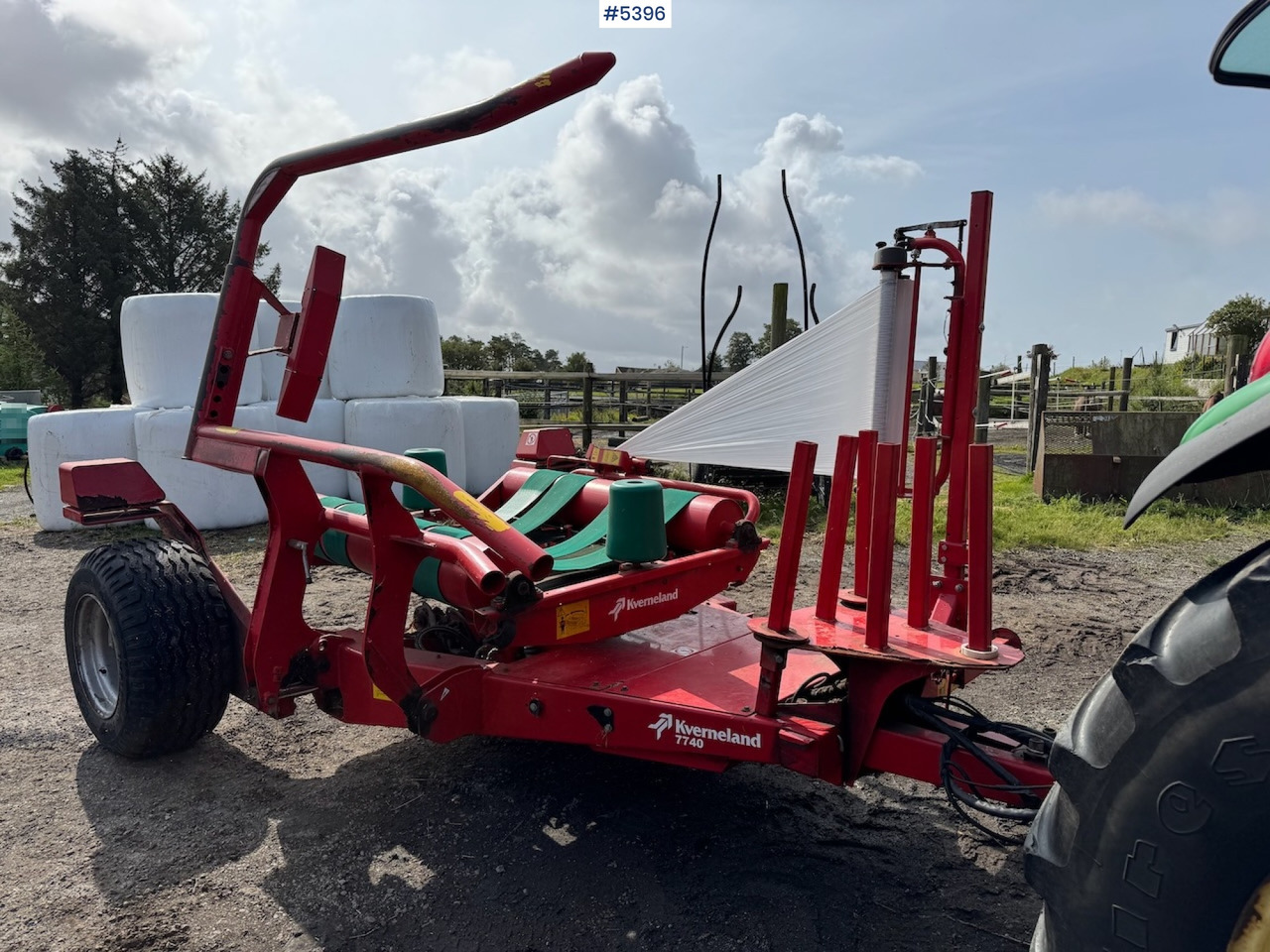 2016 Kverneland 7740 J round bale wrapper - Trang thiết bị dàn trải: hình 4 2016 Kverneland 7740 J round bale wrapper - Trang thiết bị dàn trải: hình 4