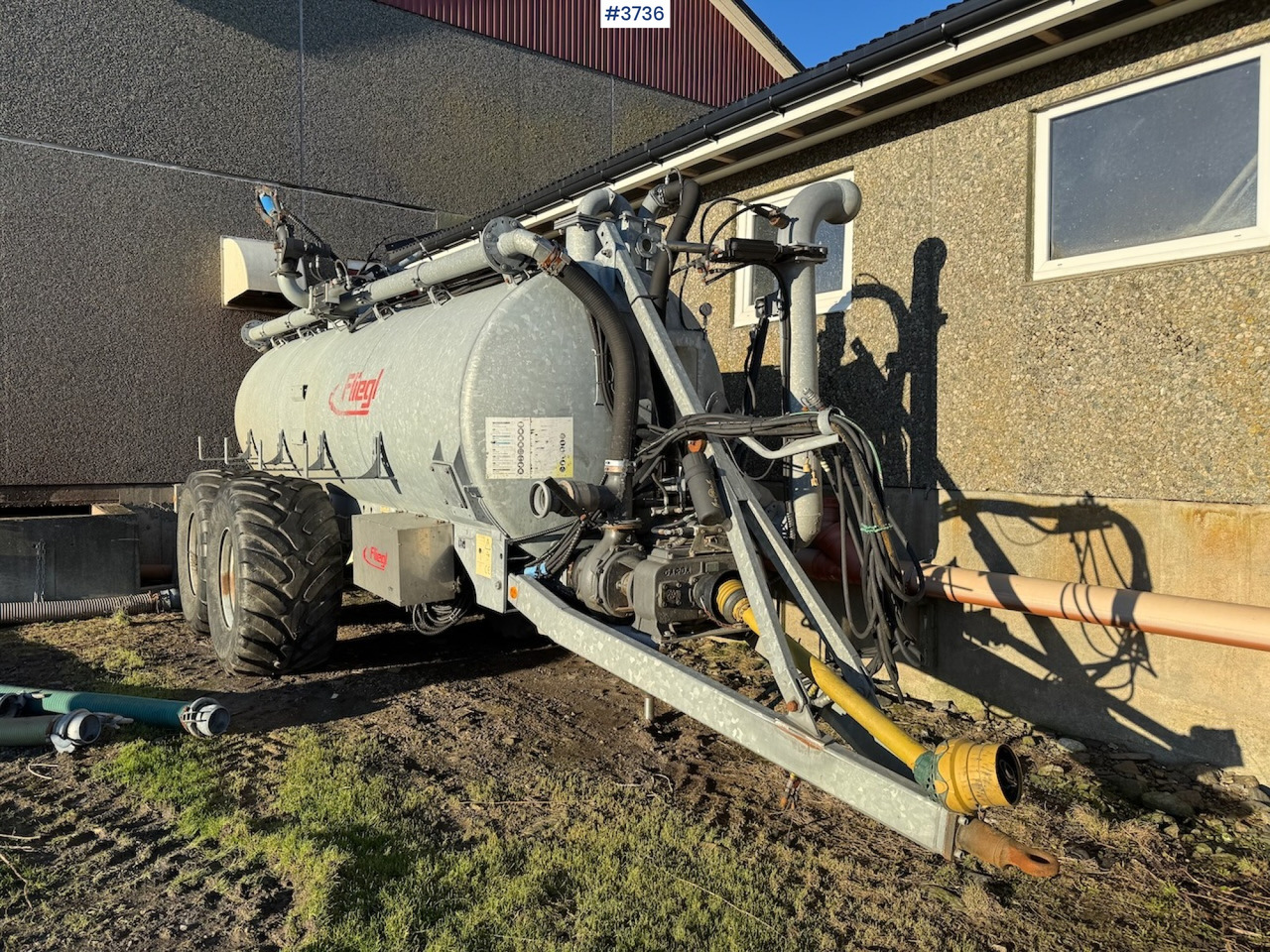 2017 Fliegl VFW 10600 Tandem w/lots of equipment - Máy rải phân dạng lỏng: hình 1 2017 Fliegl VFW 10600 Tandem w/lots of equipment - Máy rải phân dạng lỏng: hình 1