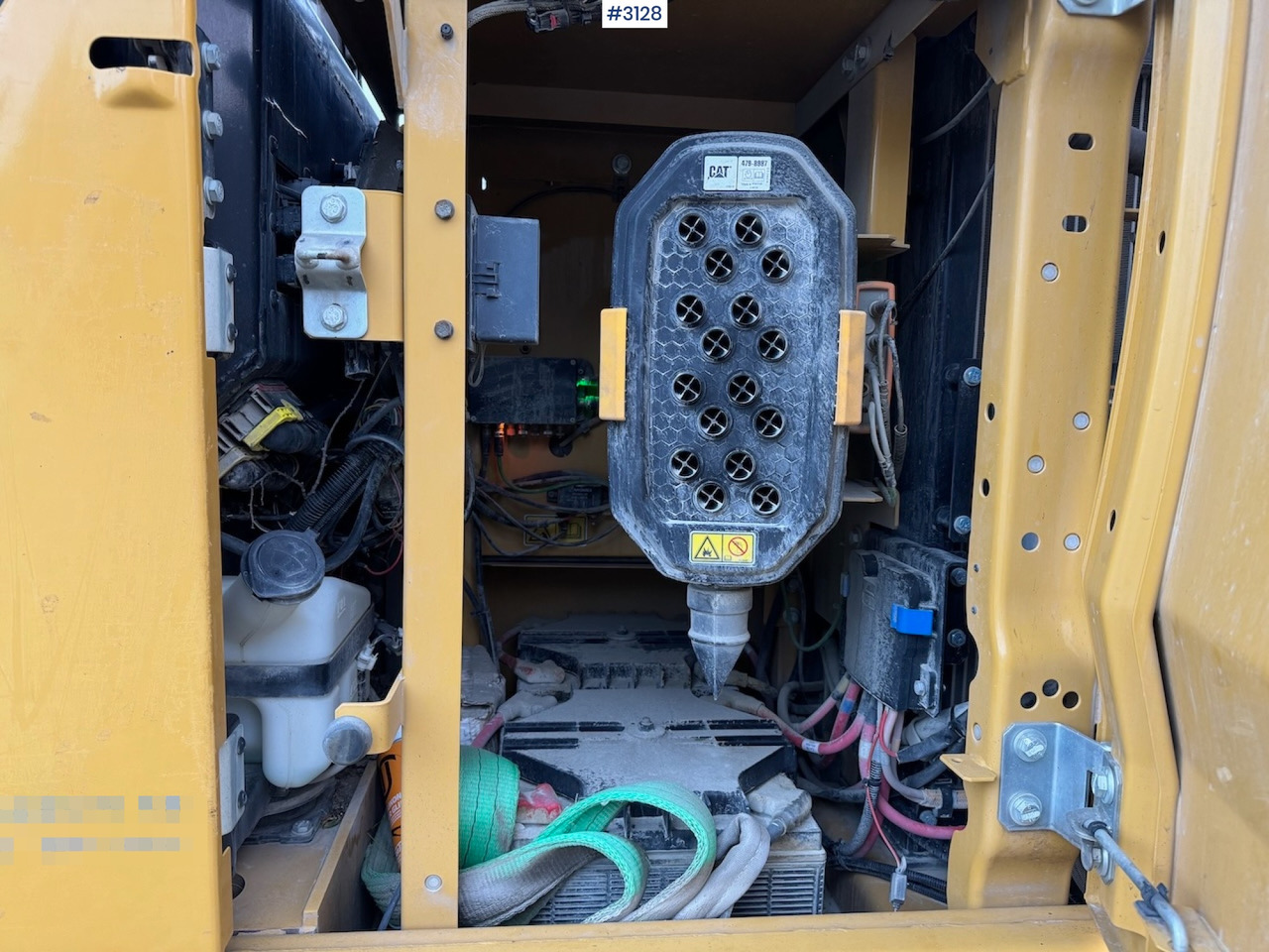 Máy xúc 2018 Cat 323-07 with rototilt, grading bucket, and digging bucket: hình 48
