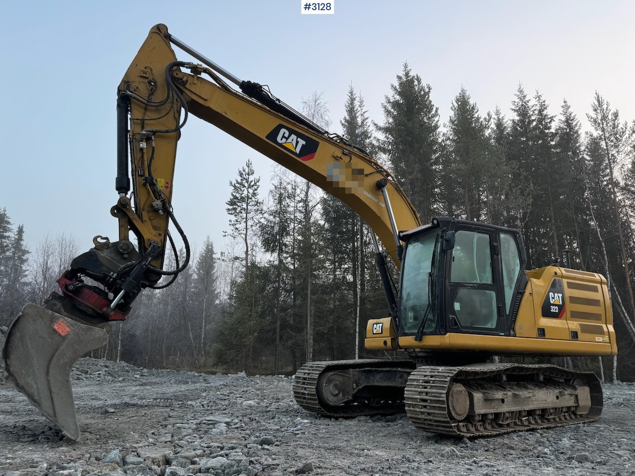 Máy xúc 2018 Cat 323-07 with rototilt, grading bucket, and digging bucket: hình 9