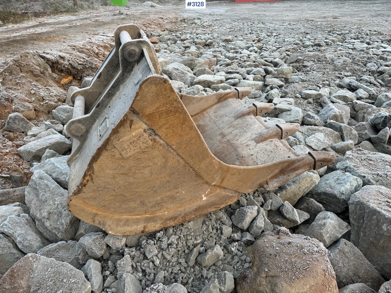 Máy xúc 2018 Cat 323-07 with rototilt, grading bucket, and digging bucket: hình 29