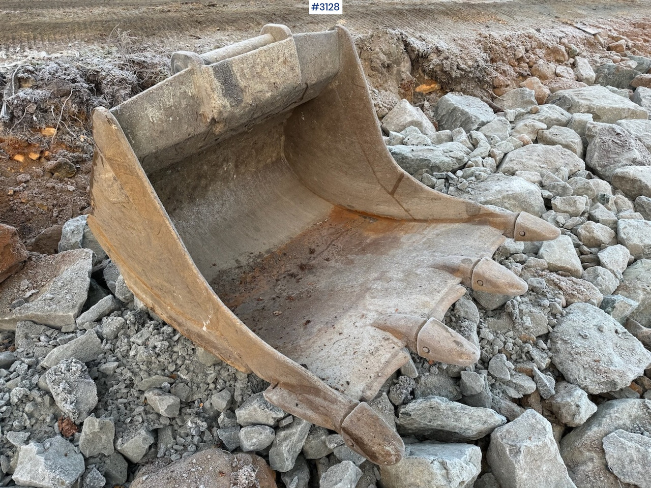 Máy xúc 2018 Cat 323-07 with rototilt, grading bucket, and digging bucket: hình 32