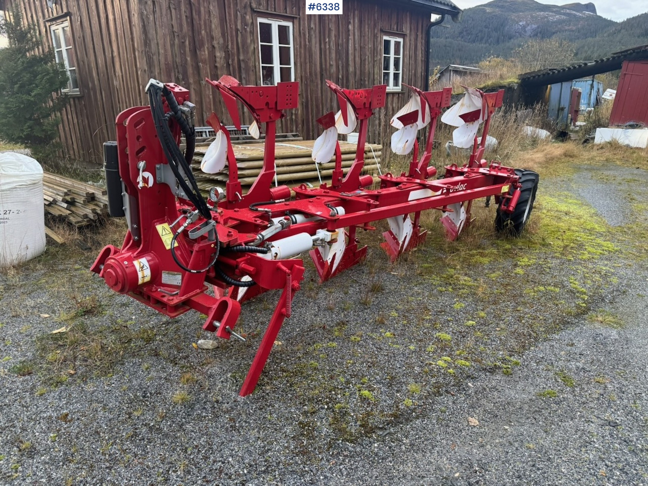 2021 Ovlac 4-furrow reversible plough - Thiết bị xới đất: hình 1 2021 Ovlac 4-furrow reversible plough - Thiết bị xới đất: hình 1