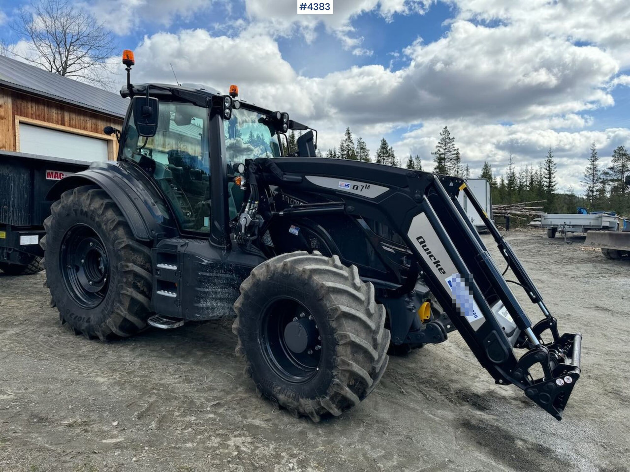 2021 Valtra T234 Versu w/ Quicke Q7 Front Loader - Máy cày: hình 1 2021 Valtra T234 Versu w/ Quicke Q7 Front Loader - Máy cày: hình 1