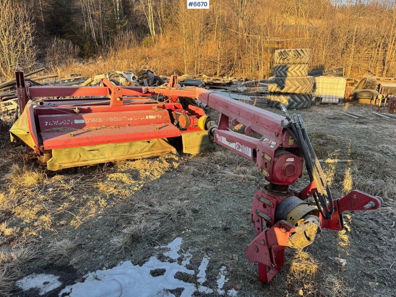 Circa 2003 JF CMS2800 mower. - Máy cắt cỏ: hình 1 Circa 2003 JF CMS2800 mower. - Máy cắt cỏ: hình 1