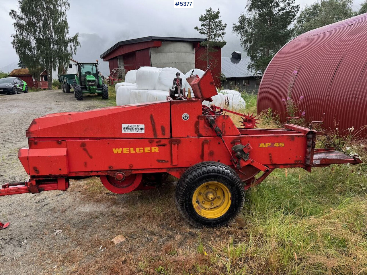 English: Welger AP 45 Square Baler - Trang thiết bị dàn trải: hình 5 English: Welger AP 45 Square Baler - Trang thiết bị dàn trải: hình 5
