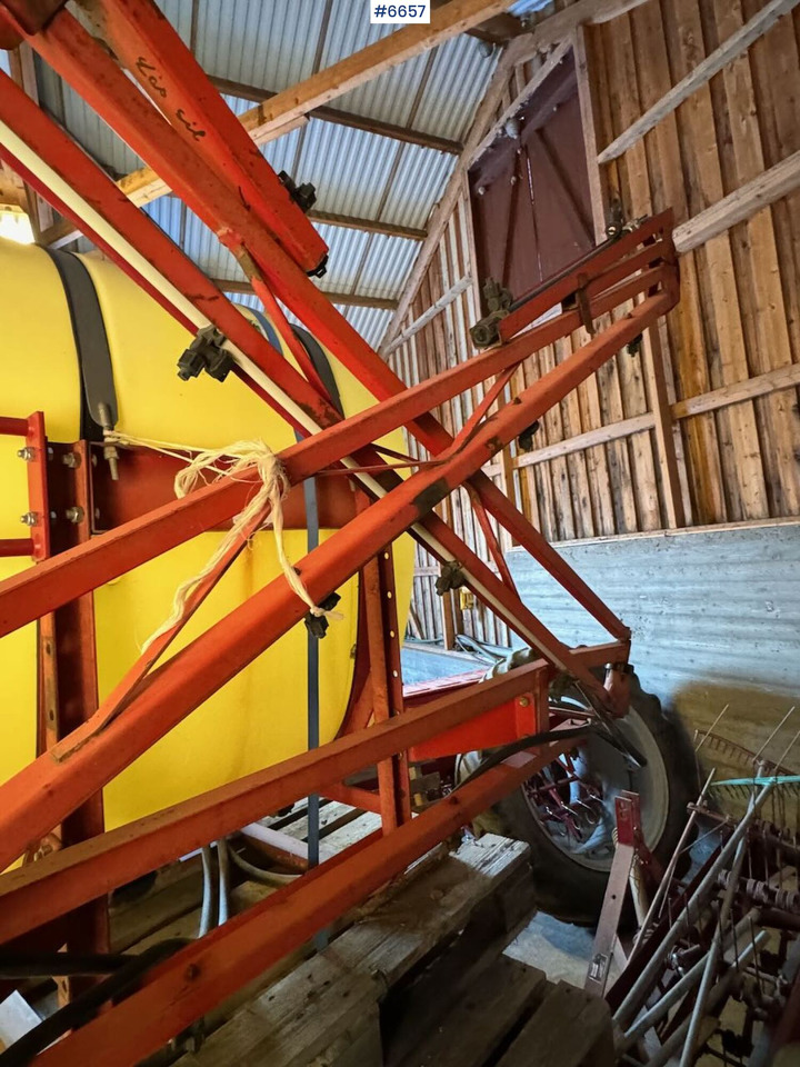 Hardi field sprayer, 8 meters - Máy xịt: hình 4 Hardi field sprayer, 8 meters - Máy xịt: hình 4