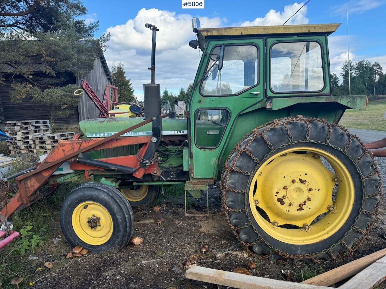 John Deere 2130 - Máy cày: hình 1 John Deere 2130 - Máy cày: hình 1