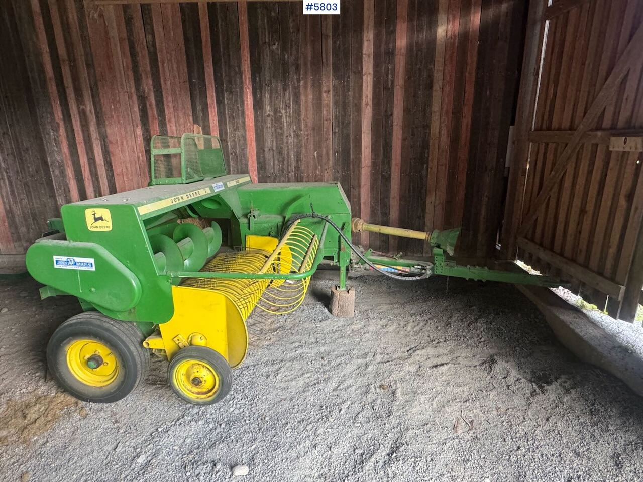 John Deere 342 - Trang thiết bị dàn trải: hình 3 John Deere 342 - Trang thiết bị dàn trải: hình 3
